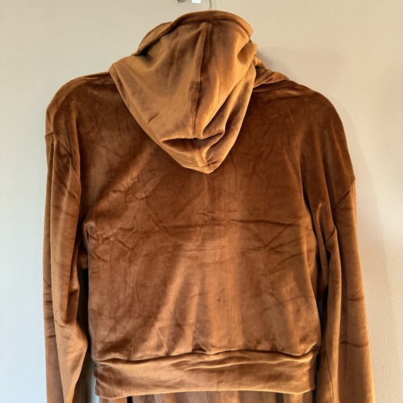 Skims Velour 2-Piece Track Suit Wide Leg - Picture 7 of 16